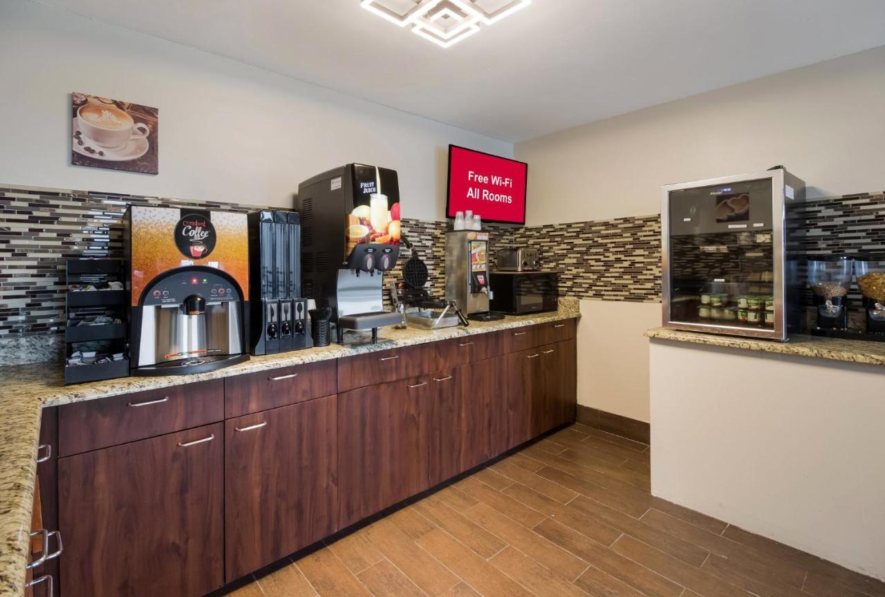 Red Roof Inn & Suites Jackson, Tn Экстерьер фото